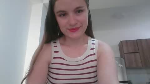 valeriafrannco online show from October 6, 7:11 pm