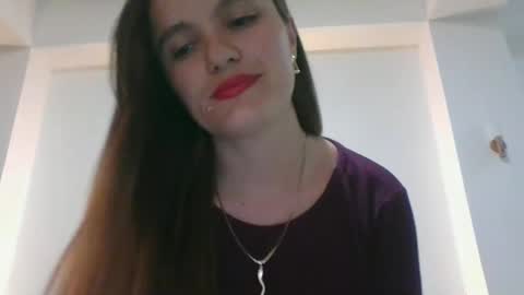 valeriafrannco online show from November 11, 5:07 am