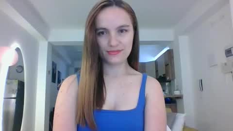 valeriafrannco online show from December 3, 3:43 pm