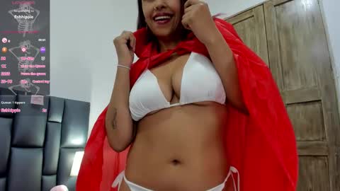 Snapshot of valeriasweet13 chatting on October 10, 4:17 pm Valeria online show from October 10, 4:17 pm