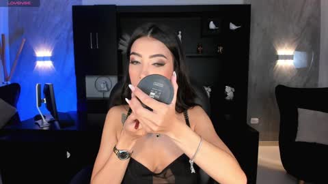 Snapshot of valeriavelvet chatting on January 9, 11:47 am Vale online show from January 9, 11:47 am