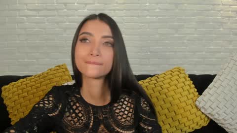 Snapshot of valeriavelvet chatting on January 16, 6:06 pm Vale online show from January 16, 6:06 pm
