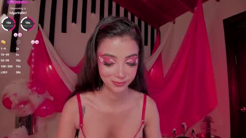 Snapshot of valeriavelvet chatting on February 14, 2:44 pm Vale online show from February 14, 2:44 pm