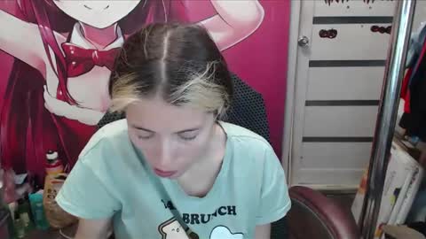 Snapshot of valeriaxkiss chatting on June 9, 3:12 pm ValeriaXKiss online show from June 9, 3:12 pm