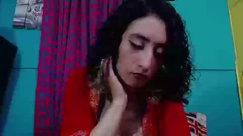 Snapshot of valerie_mase chatting on February 20, 11:49 pm vale online show from February 20, 11:49 pm