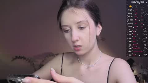 Snapshot of valerie_mooon chatting on May 25, 7:31 pm Kristi moony online show from May 25, 7:31 pm