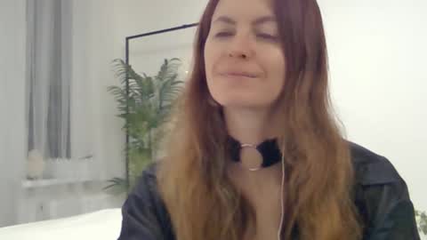 valerie_rose777 online show from December 20, 8:27 pm
