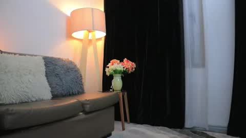 Valerie Style3 online show from March 12, 4:18 am