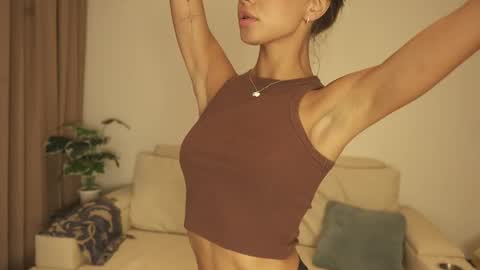 Valerie online show from February 16, 11:37 pm