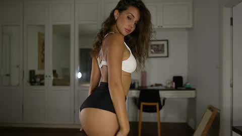 Valerie online show from November 26, 12:44 am