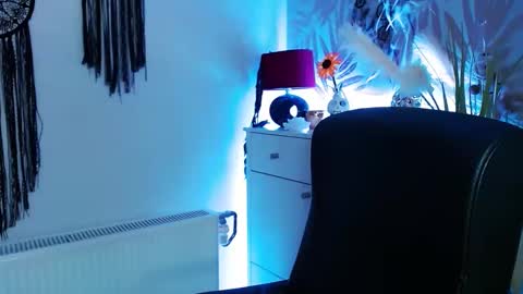 Snapshot of valerieluvsugar chatting on February 11, 9:53 am Valerie online show from February 11, 9:53 am