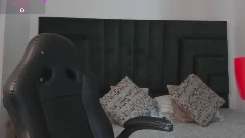 Valerie Mattson online show from December 19, 6:04 pm