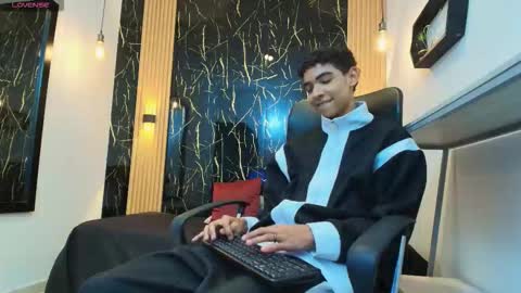 VALERIO  online show from March 5, 3:13 am