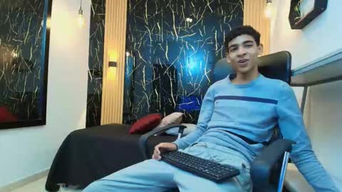 VALERIO  online show from March 6, 3:03 am