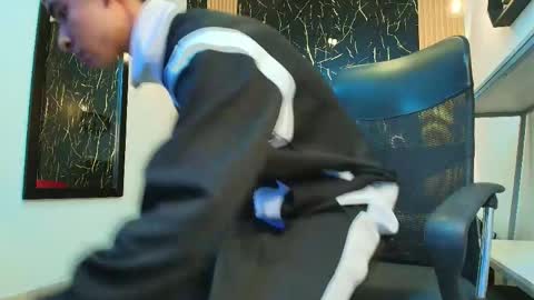VALERIO  online show from May 6, 2:51 am