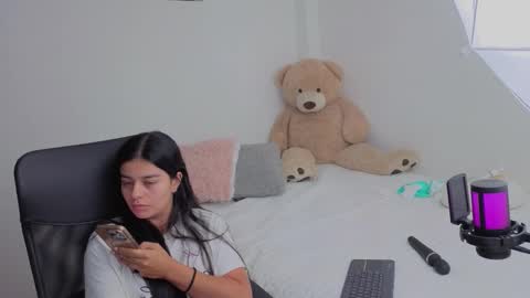 Juli C online show from January 16, 12:47 am