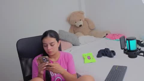 Juli C online show from March 21, 1:43 am