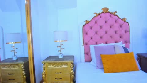   online show from December 13, 6:38 pm