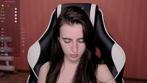 valeritiio online show from April 12, 1:43 am