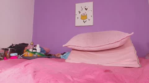 Valeryn online show from February 4, 6:14 am