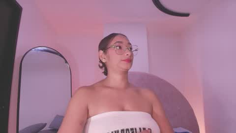 Valeryn online show from April 17, 3:09 am