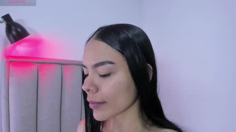 Cris  online show from April 20, 1:36 pm