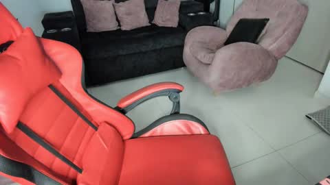 Valery adams1 online show from March 6, 4:30 am