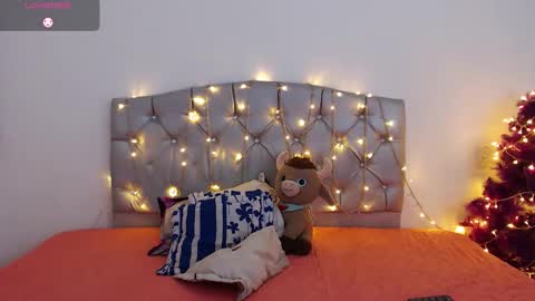 valeria online show from December 5, 6:22 am