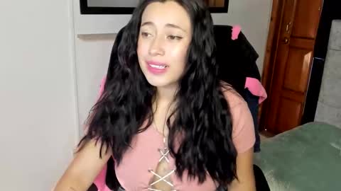 valery_bonneth online show from February 5, 12:32 pm