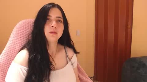 Snapshot of valery_cute_18 chatting on October 16, 11:55 am valery cute 18 online show from October 16, 11:55 am