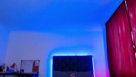 Snapshot of valery_meer_ chatting on February 23, 12:13 pm Valeria online show from February 23, 12:13 pm