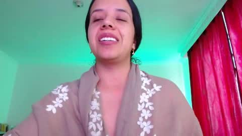 Snapshot of valery_meer_ chatting on April 21, 12:00 pm Valeria online show from April 21, 12:00 pm