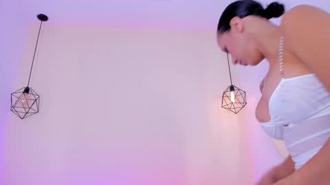 Snapshot of valery_santorini chatting on September 18, 12:18 pm VALERY online show from September 18, 12:18 pm