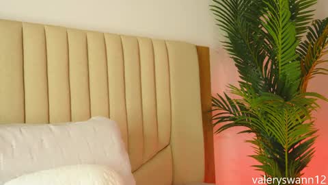 Valery swan1 online show from April 16, 7:31 am