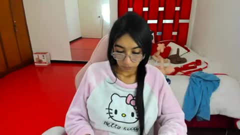 valery online show from June 19, 1:54 am