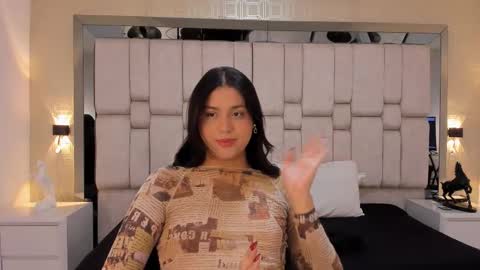 Snapshot of valerycooper23 chatting on February 9, 4:55 pm valerycooper23 online show from February 9, 4:55 pm