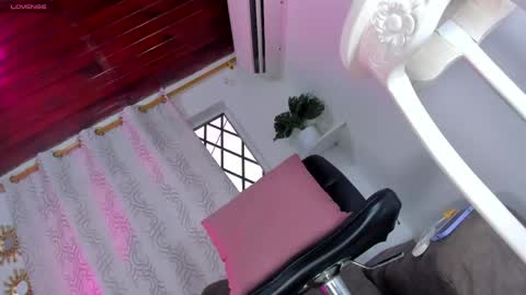  sussy  online show from April 14, 8:59 pm