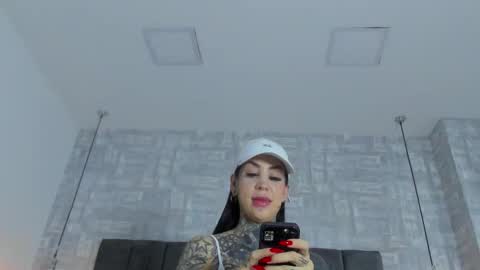 valerykat_ online show from October 23, 11:09 am