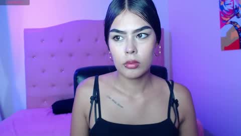 Snapshot of valerykit chatting on October 2, 7:21 pm VALERY online show from October 2, 7:21 pm