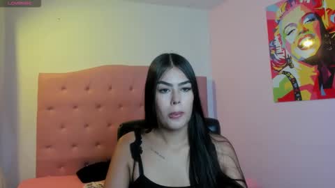 Snapshot of valerykit chatting on October 7, 7:22 pm VALERY online show from October 7, 7:22 pm
