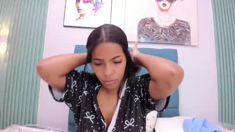 valery online show from May 15, 11:01 pm