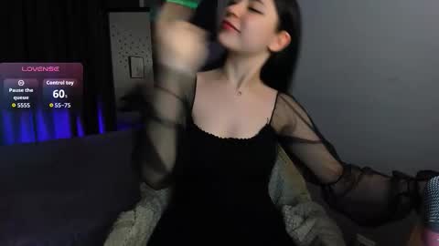 Snapshot of valeryohara__ chatting on February 23, 8:50 pm Valery 3 online show from February 23, 8:50 pm