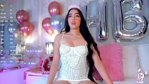 VALERY STONE  online show from December 12, 2:15 am