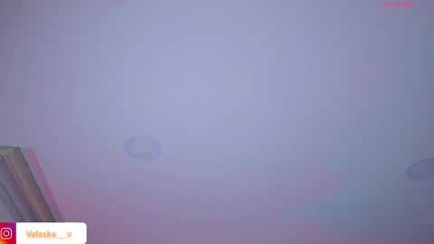 Snapshot of valeska__v chatting on May 12, 8:00 am your loveee online show from May 12, 8:00 am
