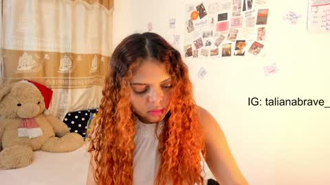 Snapshot of valientegirl_ chatting on February 8, 8:09 am VALIENTE  online show from February 8, 8:09 am