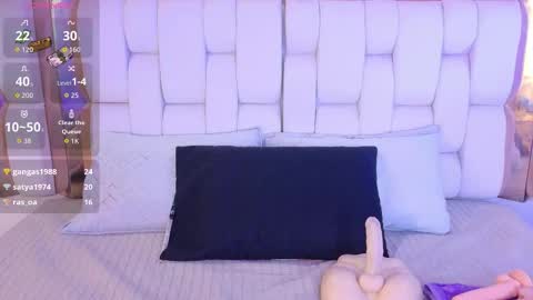 Snapshot of valkiria_moore chatting on February 16, 8:16 pm Valkiria moore online show from February 16, 8:16 pm