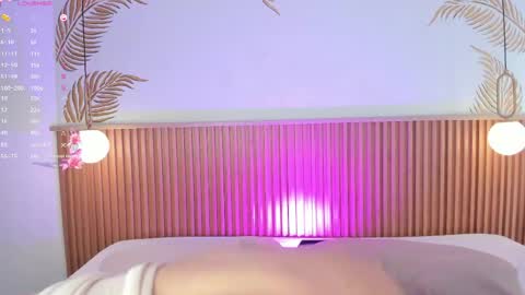Snapshot of valleriie_ chatting on May 4, 3:52 pm valleriie_ online show from May 4, 3:52 pm
