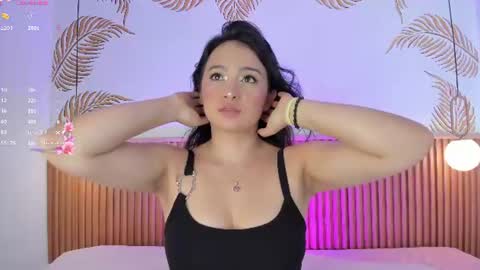 Snapshot of valleriie_ chatting on June 22, 4:15 pm valleriie_ online show from June 22, 4:15 pm