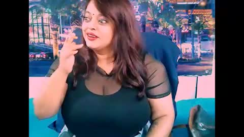 indianvalvet priya is back online show from January 17, 6:36 am