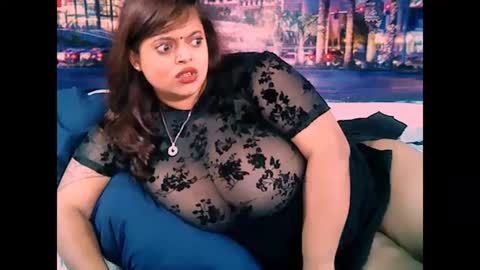 indianvalvet priya is back online show from January 25, 10:08 am